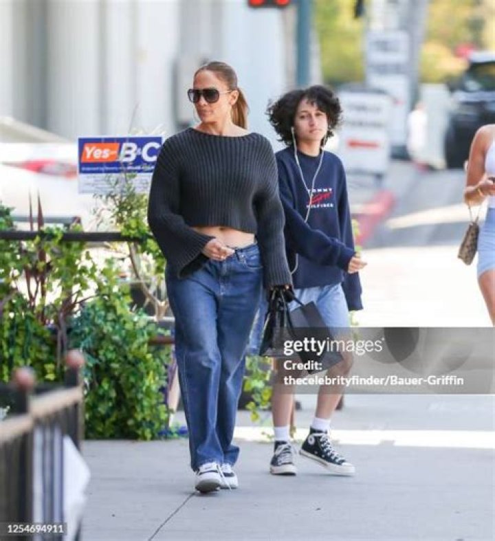 All About J Lo's Daughter: A Deep Dive into Emme Maribel Muñiz