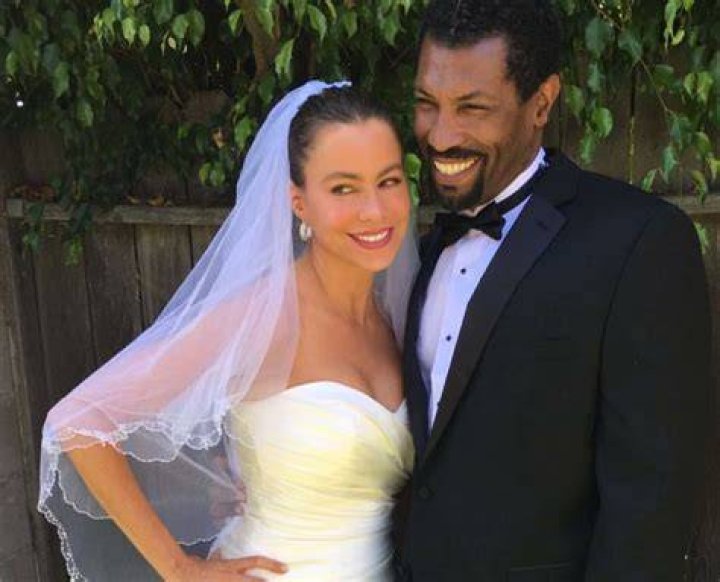 Deon Cole and His Wife: A Journey of Love and Laughter