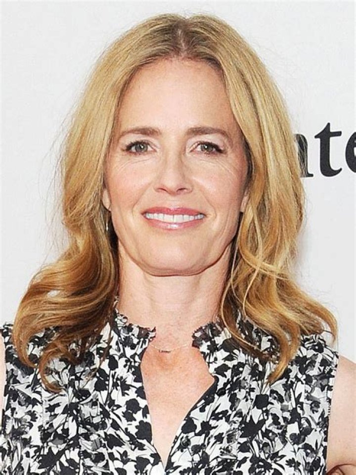 Elisabeth Shue's Heart Attack: A Deep Dive into Her Health Journey