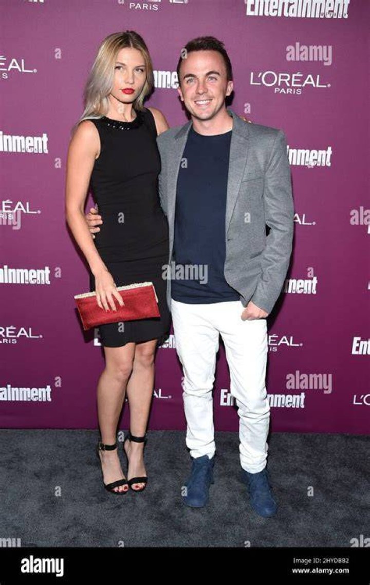 Elycia Turnbow and Frankie Muniz: A Unique Connection in the Spotlight