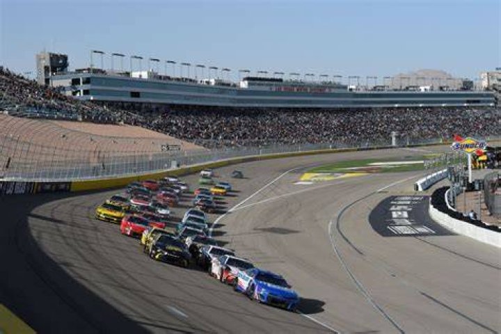 Embrace the Excitement of Racing and Poker at Las Vegas Motor Speedway