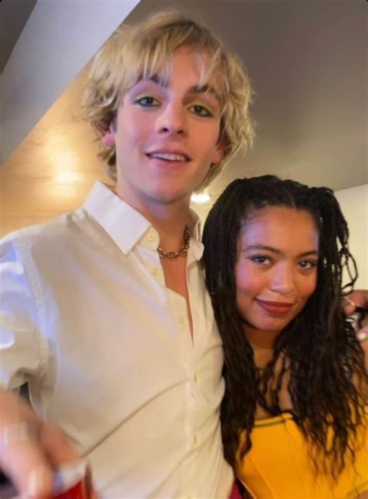 Exploring the Dynamic Duo: Ross Lynch and Jaz Sinclair