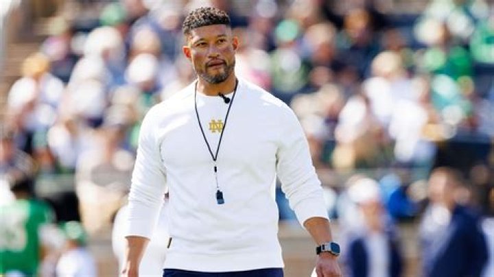Exploring the Dynamics of Notre Dame Coach Salaries