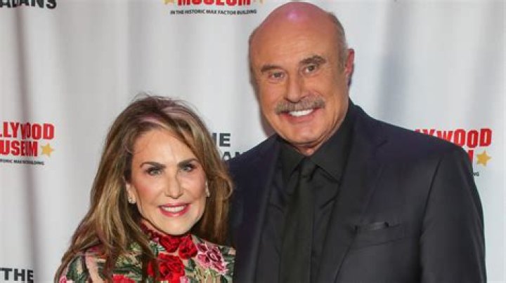 How Old is Dr. Phil's Wife? A Comprehensive Guide to Robin McCombs