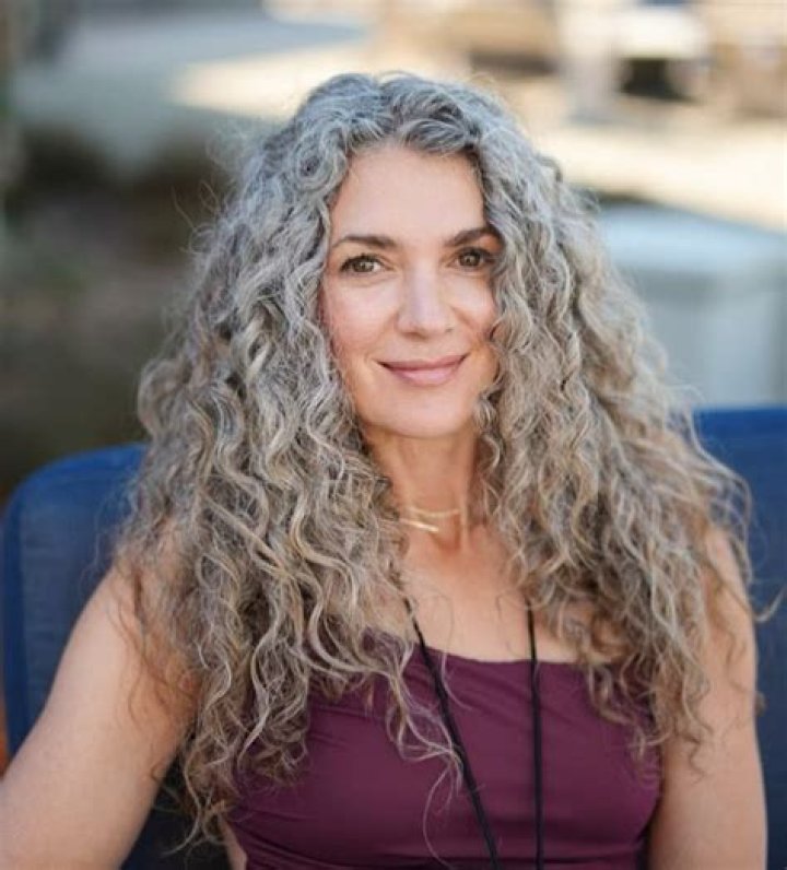 Lisa Sapolsky: A Deep Dive into the Life and Contributions of a Renowned Neuroscientist