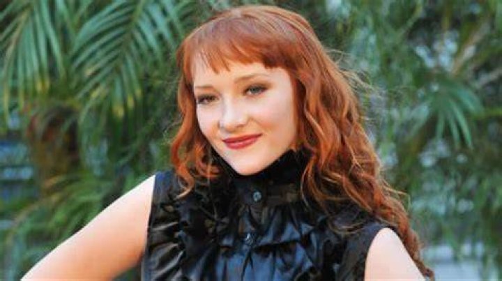 Love and Life: The Journey of Scarlett Pomers in Marriage