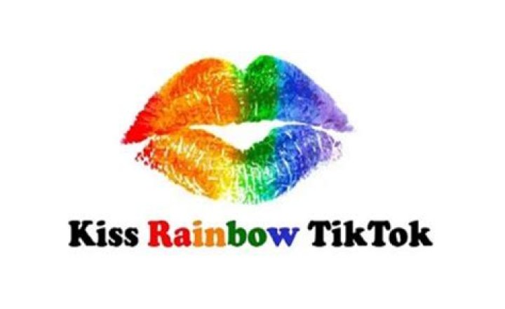 Rainbow Kiss Viral Video: The Phenomenon Unveiled