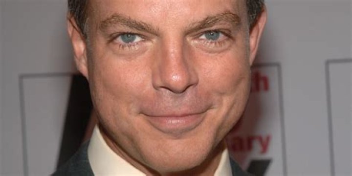 Shepard Smith: The Journey of a Homosexual Icon