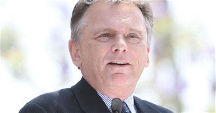 Unraveling the Political Stance of Pat Sajak