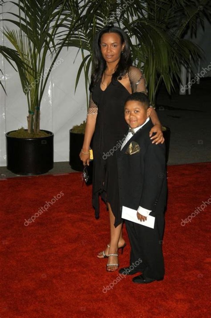 Unveiling Emmanuel Lewis: Is Emmanuel Lewis Married?