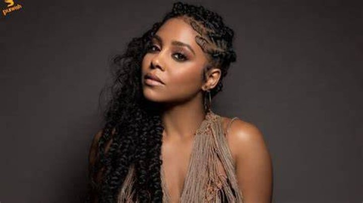 Unveiling Keisha Combs: The Journey of an Empowering Icon