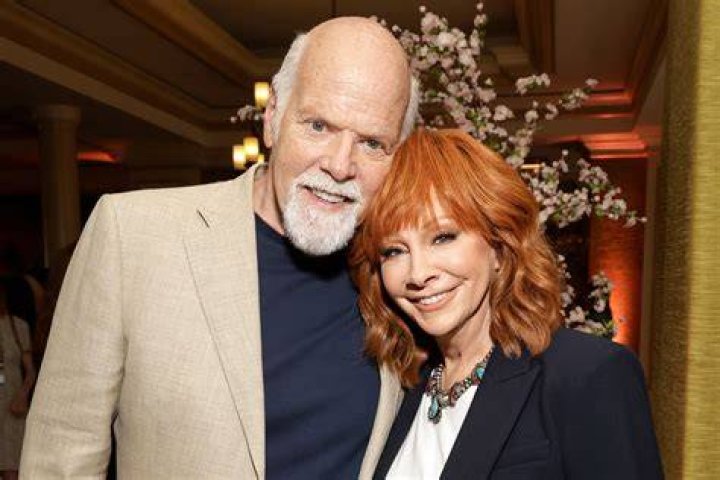 Unveiling Rex Linn's First Wife: A Glimpse into Their Journey