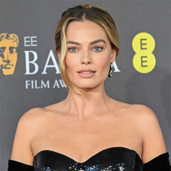 Unveiling the Buzz: Margot Robbie’s Controversial Sex Tape