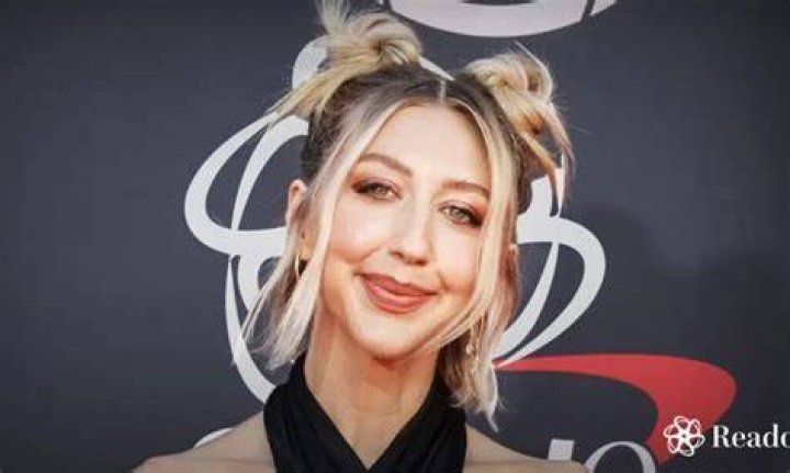 Unveiling the Height of Heidi Gardner: Facts and Fun Insights