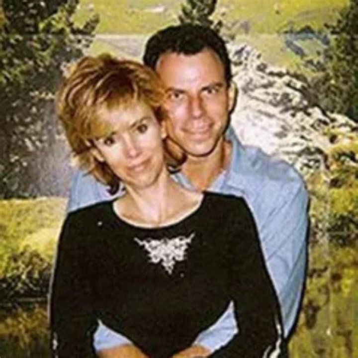 Unveiling the Life of Erik Menendez's Wife: A Journey Through Love and Trials