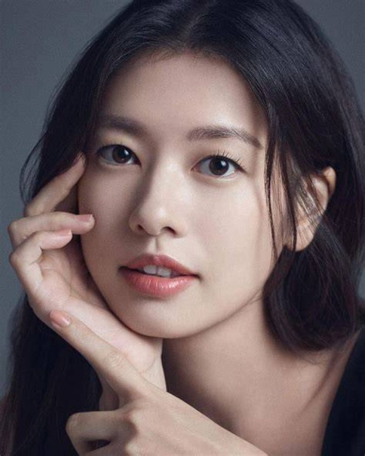 Unveiling the Life of Jung So Min's Brother: A Deep Dive